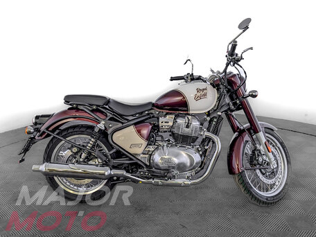 2026 Royal Enfield Classic 650, красный, 703000 рублей, вид 1