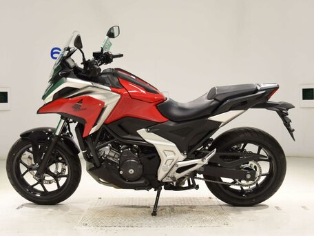 2021 Honda NC 750X, красный, 977000 рублей, вид 1