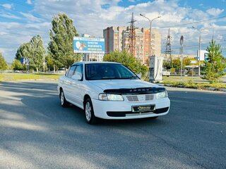 2002 Nissan Sunny B15, белый, 429000 рублей, вид 4
