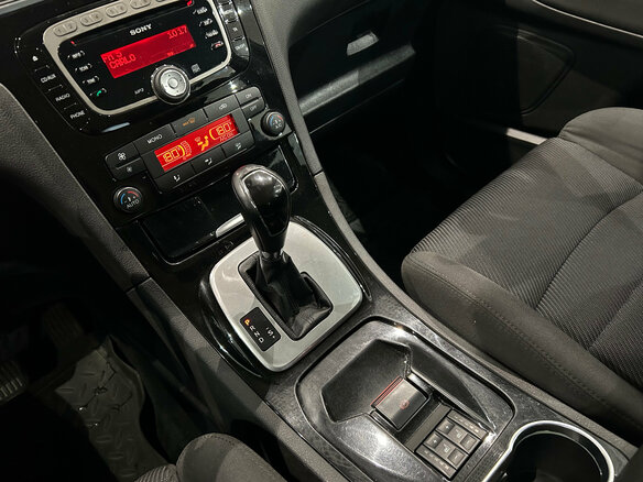 2011 Ford S-MAX I Рестайлинг, коричневый, 899000 рублей - вид 16