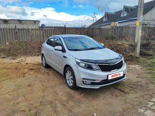 2015 Kia Rio III Рестайлинг, серебристый, 740000 рублей, вид 1