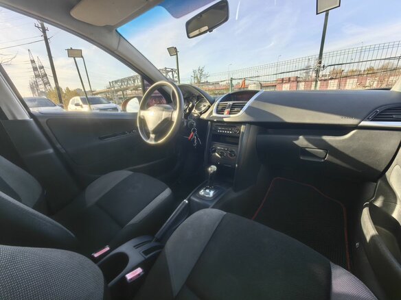 2008 Peugeot 207 I, красный, 229000 рублей - вид 12
