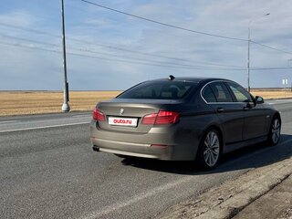 2011 BMW 5 серии 523i VI (F10/F11/F07), коричневый, 1950000 рублей, вид 4