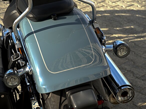 2024 Harley-Davidson Fat Boy, серый, 2300000 рублей - вид 24