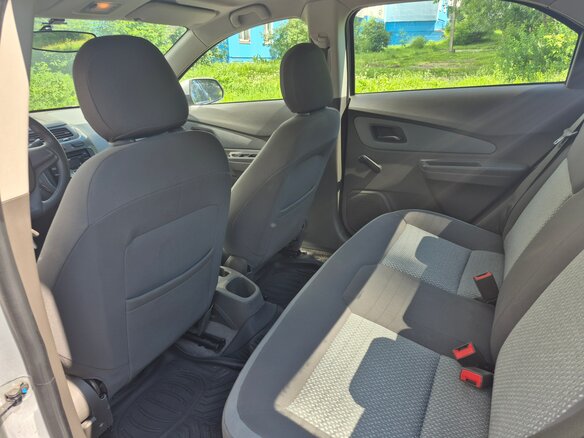 2013 Chevrolet Cobalt II, серебристый - вид 9