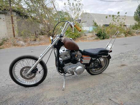 1986 Harley-Davidson Sportster 883, чёрный, 450000 рублей, вид 3