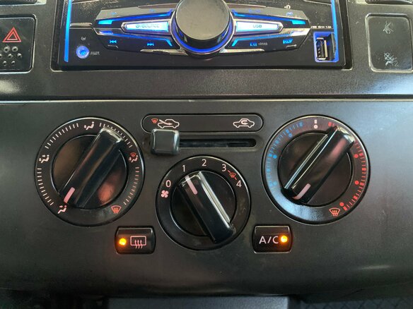 2010 Nissan Tiida I, синий, 450000 рублей - вид 20