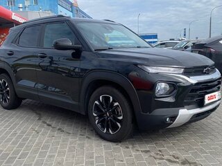 2020 Chevrolet TrailBlazer III, чёрный, 1751055 рублей, вид 3
