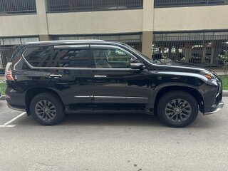 2016 Lexus GX 460 II Рестайлинг, чёрный, 3000000 рублей, вид 2