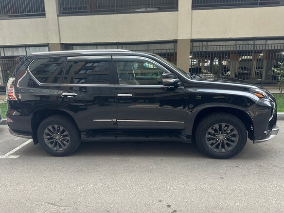 2016 Lexus GX 460 II Рестайлинг, чёрный - вид 1