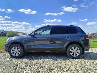 2012 Volkswagen Touareg II, серый, 2150000 рублей, вид 4