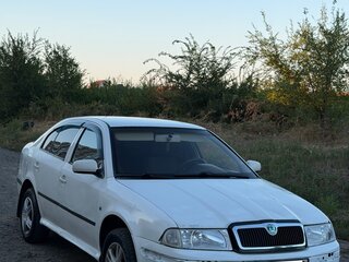 2008 Skoda Octavia I (A4) Рестайлинг, белый, 180000 рублей, вид 2
