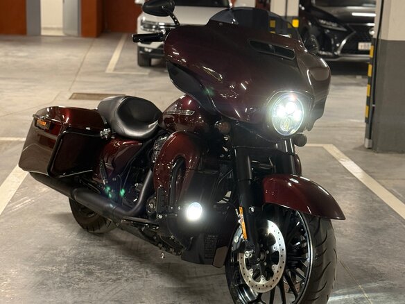 2018 Harley-Davidson Street Glide Special, красный, 1750000 рублей - вид 4