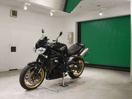 2011 Triumph Street Triple, чёрный, 555000 рублей, вид 4