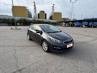 2016 Kia Ceed II Рестайлинг, серый, 1200000 рублей, вид 1