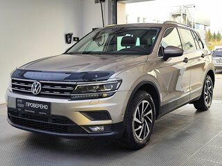 2018 Volkswagen Tiguan II, бежевый, 3150000 рублей, вид 1