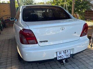 2000 Toyota Echo, белый, 405000 рублей, вид 1