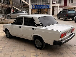 2010 Lada (ВАЗ) 2105, белый, 250000 рублей, вид 5