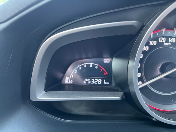 2014 Mazda 3 III (BM), серый, 1500000 рублей - вид 9