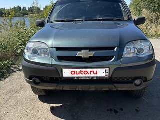 2010 Chevrolet Niva I Рестайлинг, серый, 520000 рублей, вид 1
