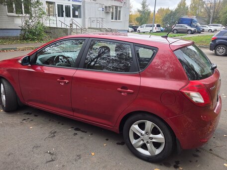 2011 Kia Ceed I Рестайлинг, красный, 800000 рублей, вид 5