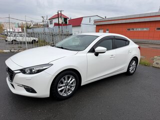 2017 Mazda 3 III (BM) Рестайлинг, белый, 1650000 рублей, вид 1