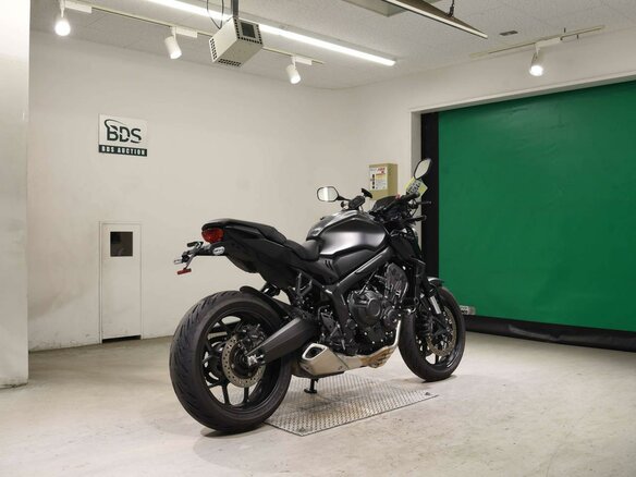 2024 Honda CB 650R, чёрный - вид 4