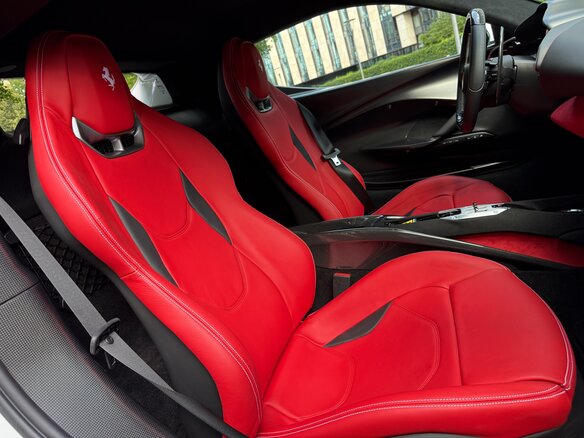 2022 Ferrari 296 GTB, белый, 25900000 рублей - вид 37