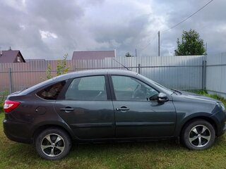 2020 Lada (ВАЗ) Granta I Рестайлинг, серый, 700000 рублей, вид 3