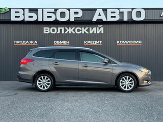 2017 Ford Focus III Рестайлинг, коричневый, 1350000 рублей, вид 3