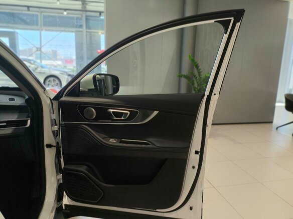 2025 Chery Tiggo 7L I, белый, 2735000 рублей - вид 15