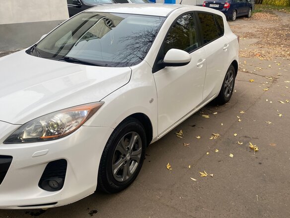 2011 Mazda 3 II (BL) Рестайлинг, белый, 720000 рублей - вид 5