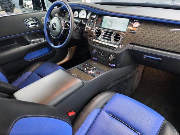 2016 Rolls-Royce Wraith Black Badge, чёрный, 27900000 рублей - вид 7