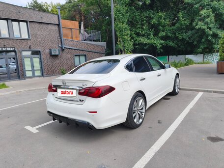 2015 Infiniti Q70 I Рестайлинг, белый, 2150000 рублей, вид 5