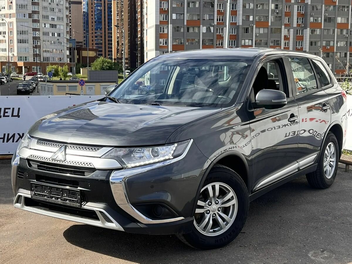 Открыть фотографии: Mitsubishi Outlander III Рестайлинг 3