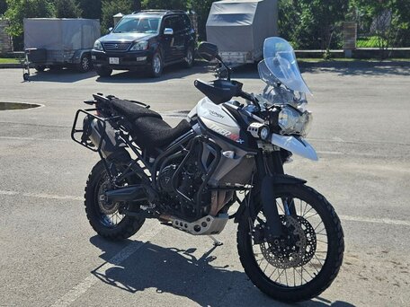 2017 Triumph Tiger 800, белый, 820000 рублей, вид 2