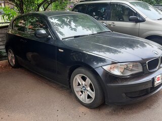 2009 BMW 1 серии 116i I (E81/E82/E87/E88) Рестайлинг, чёрный, 1100000 рублей, вид 2