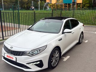 2018 Kia Optima IV Рестайлинг, белый, 1950000 рублей, вид 3