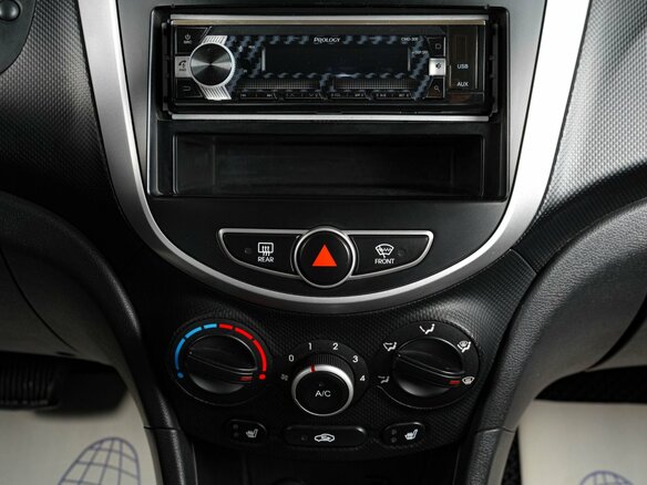 2012 Hyundai Solaris I, золотистый, 869000 рублей - вид 13