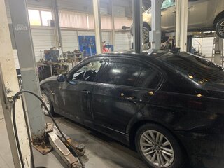 2006 BMW 3 серии 325xi V (E90/E91/E92/E93), чёрный, 850000 рублей, вид 1