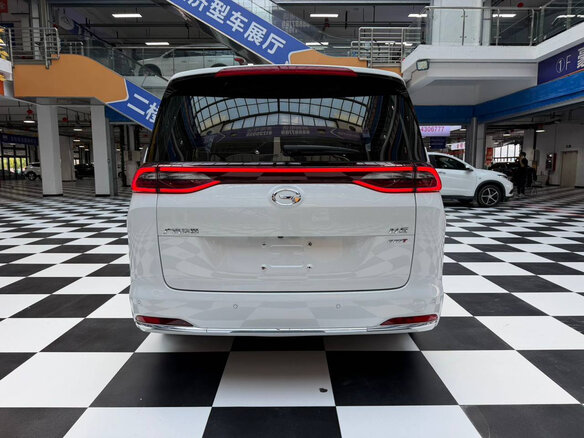 2022 GAC Trumpchi M6 Pro, белый, 1305000 рублей - вид 3