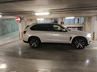 2014 BMW X5 25d III (F15), белый, 3190000 рублей, вид 3