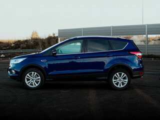 2017 Ford Kuga II Рестайлинг, синий, 1535000 рублей, вид 3