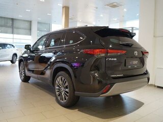 2026 Toyota Highlander IV (XU70), чёрный, 5400000 рублей, вид 3
