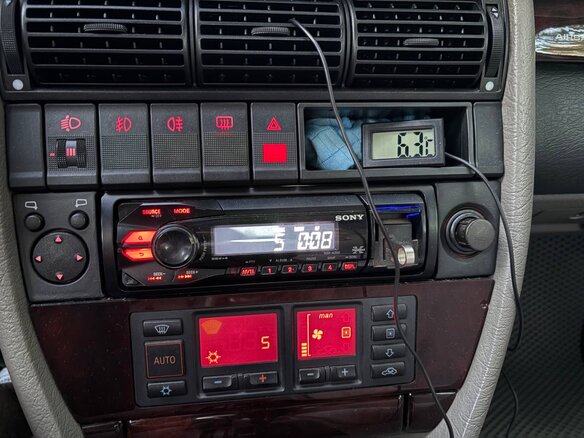 1995 Audi A6 I (C4), серый, 460000 рублей - вид 12