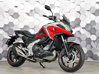 2021 Honda NC 750X, красный, 977000 рублей, вид 1