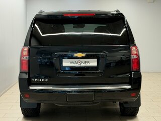 2018 Chevrolet Tahoe IV, чёрный, 3490000 рублей, вид 3