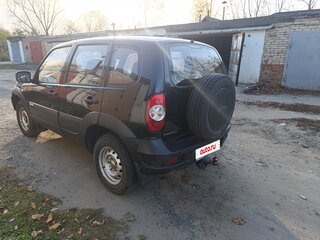 2013 Chevrolet Niva I Рестайлинг, чёрный, 450000 рублей, вид 5