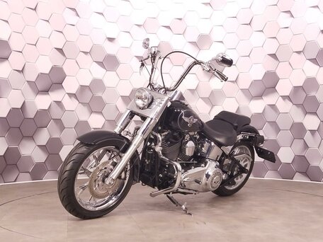 2011 Harley-Davidson Fat Boy, чёрный, 1099000 рублей, вид 2