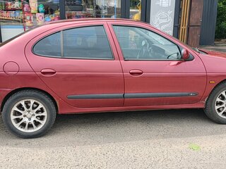 2003 Renault Megane I Рестайлинг, красный, 220000 рублей, вид 5